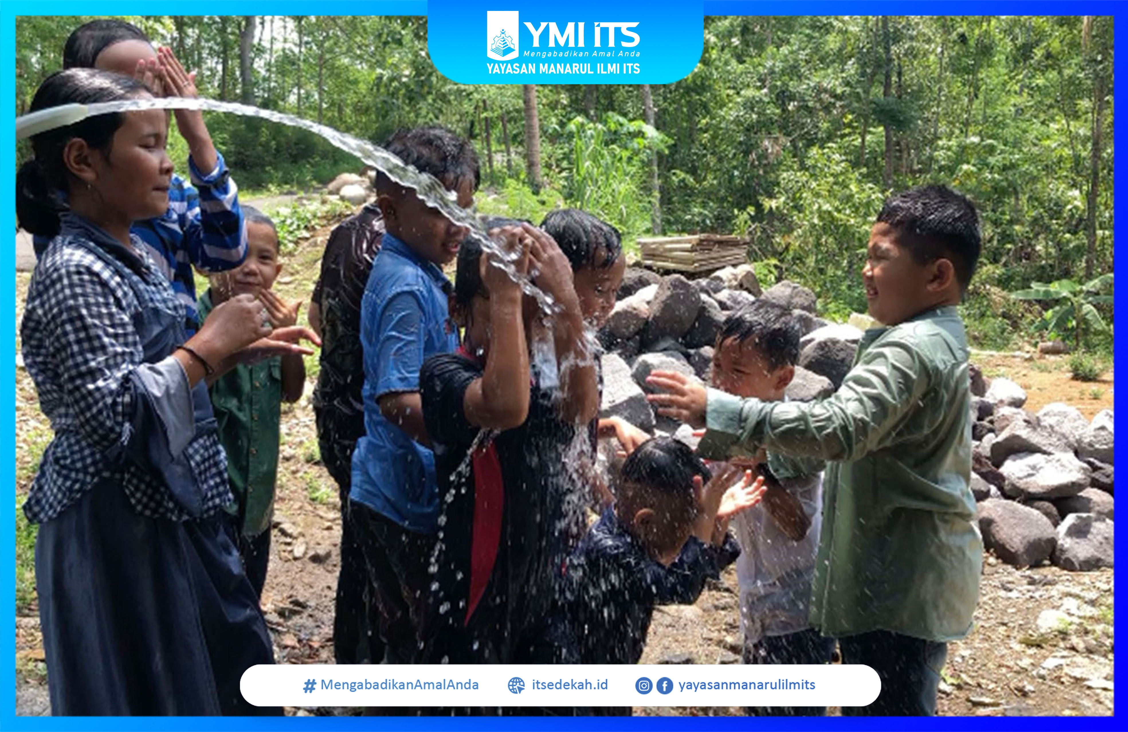 RESMIKAN SUMUR BOR DI KULONPROGO, KEDATANGAN YMI ITS DISAMBUT BAIK OLEH WARGA DUSUN NOGOSARI